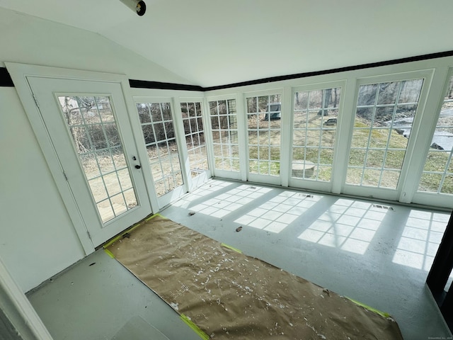 19 Huntington Rd, Scotland, CT 06264 - unfurnished sunroom featuring vaulted ceiling and healthy amount of natural light