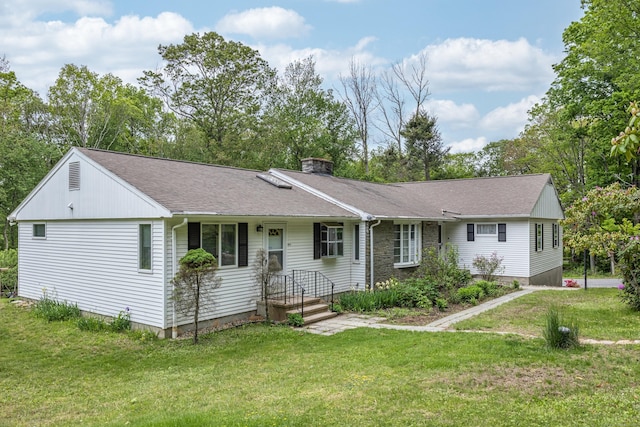127 Separatist Rd, Mansfield, CT 06268 - single story home featuring a chimney, a front yard, and a shingled roof