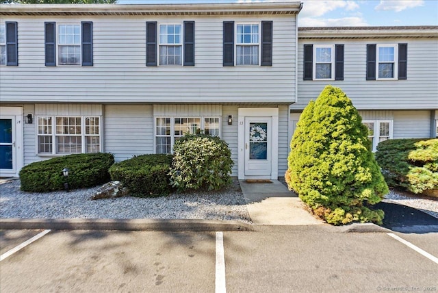 13 Brantwood Dr Unit 13, Madison, CT 06443 - multi unit property featuring uncovered parking
