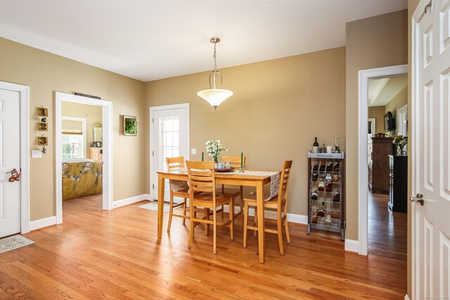 36 Barbers Way Unit 36, Hebron, CT 06248 - dining area featuring baseboards and light wood finished floors