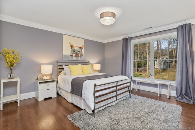 158 N Seir Hill Rd, Norwalk, CT 06850 - bedroom with wood finished floors, visible vents, baseboards, and ornamental molding