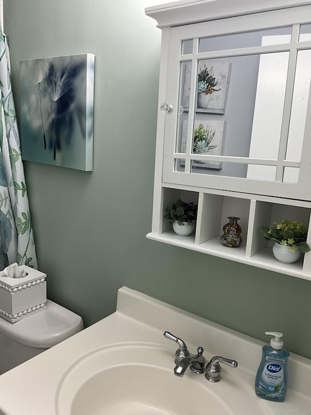 15 Pilgrim Hbr Unit A, Wallingford, CT 06492 - full bathroom featuring vanity and toilet
