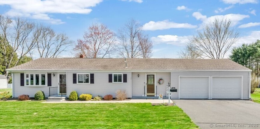 70 Benedict Dr, South Windsor, CT 06074 - ranch-style house with an attached garage, asphalt driveway, and a front lawn