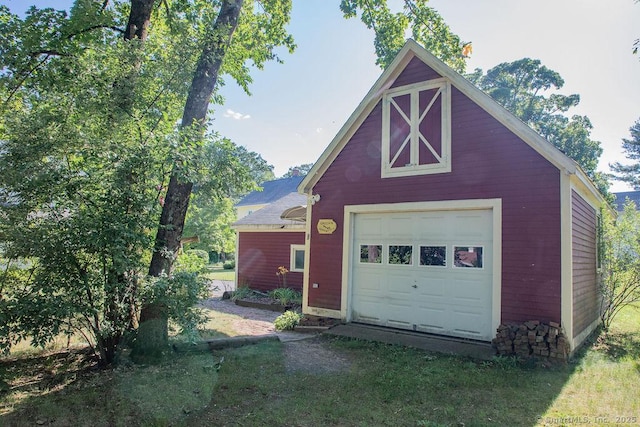 26 Seminary Rd, Simsbury, CT 06070 - view of detached garage