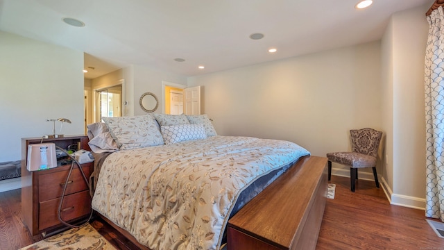 224 Tepi Dr, Southbury, CT 06488 - bedroom featuring dark wood-style floors, recessed lighting, and baseboards