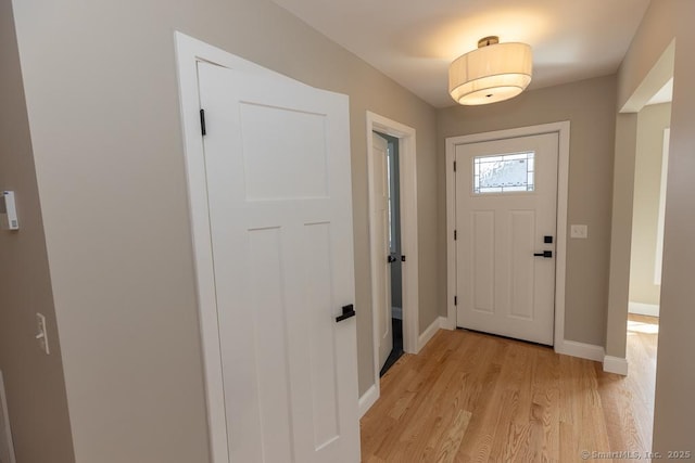 58 Killingworth Tpke, Clinton, CT 06413 - entrance foyer featuring baseboards and light wood-style flooring