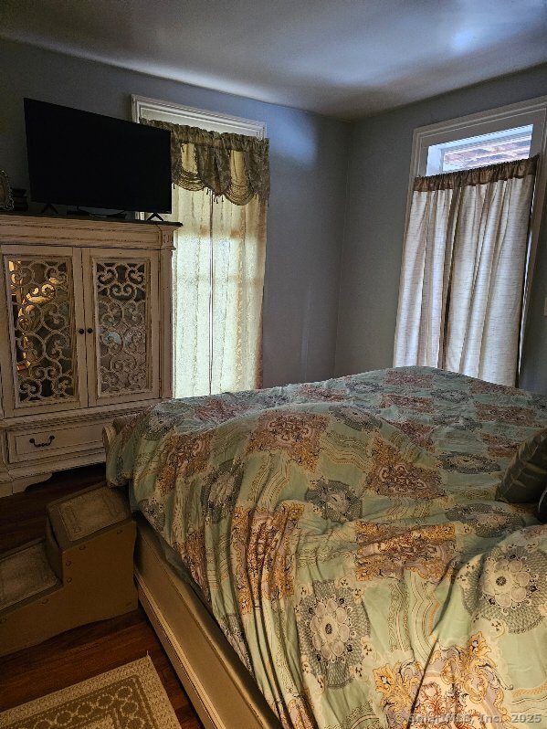 125 Mckinley Ave, Norwich, CT 06360 - bedroom with wood finished floors