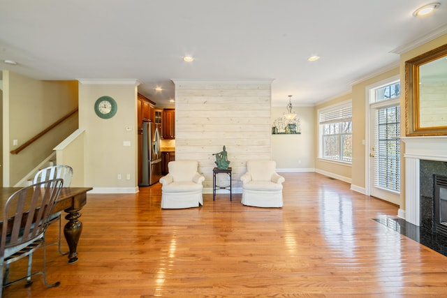 1 Winding Trl Unit 1, Middlebury, CT 06762 - living room featuring a fireplace, light wood-type flooring, ornamental molding, baseboards, and recessed lighting