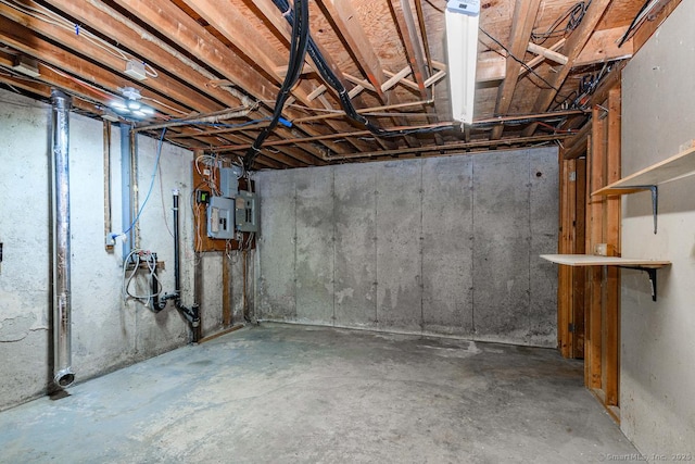 view of unfinished basement