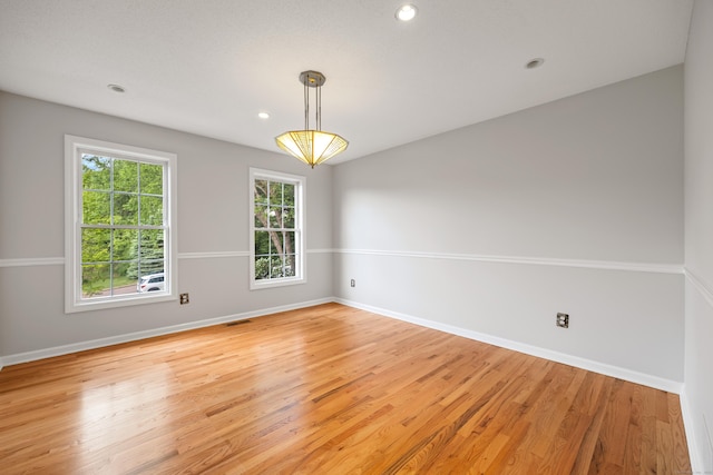 40 Nathan Hale Ct, Cheshire, CT 06410 - spare room featuring light wood-type flooring, baseboards, and recessed lighting