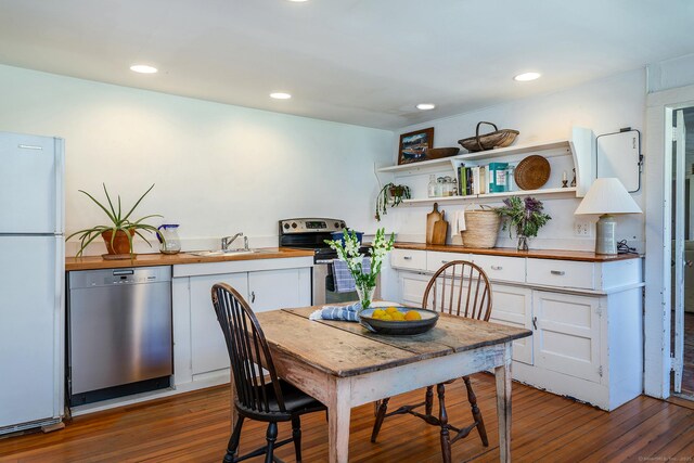 265 Housatonic River Rd, Salisbury, CT 06068 - dining room featuring recessed lighting and hardwood / wood-style flooring