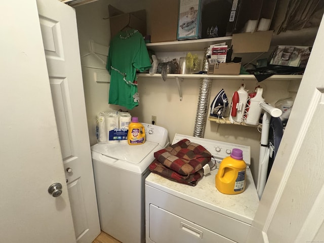 519 Scott Rd Apt 60, Waterbury, CT 06705 - washroom featuring laundry area and washer and clothes dryer