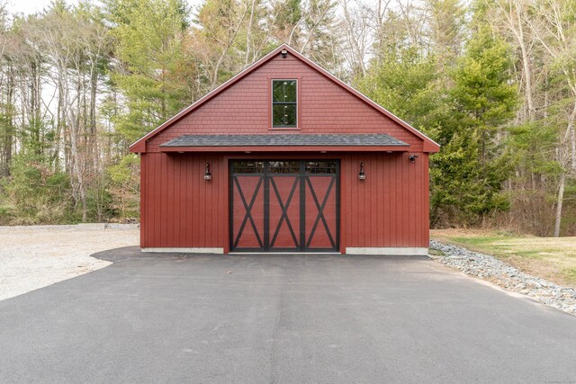 view of outbuilding featuring an outdoor structure