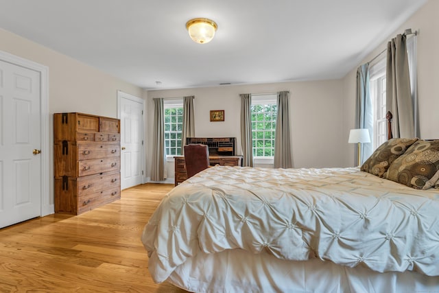 6 Ely Ln, Killingworth, CT 06419 - bedroom featuring light wood finished floors
