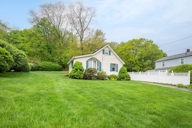 39 Smith St, Bristol, CT 06010 - view of yard
