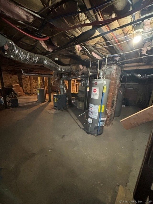266 Willow St, Waterbury, CT 06710 - unfinished below grade area featuring gas water heater