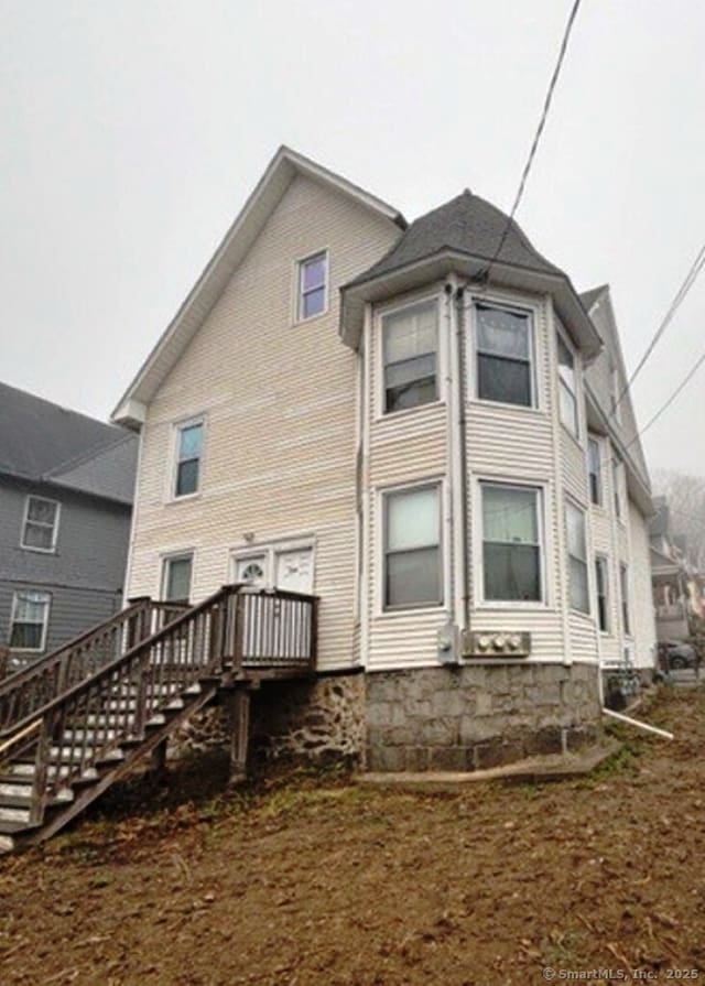 266 Willow St, Waterbury, CT 06710 - view of rear view of house