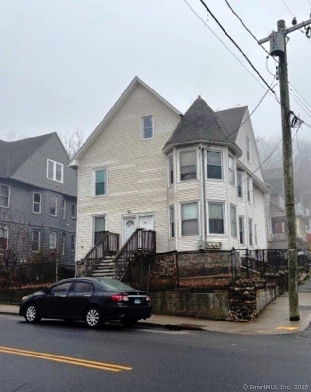 266 Willow St, Waterbury, CT 06710 - view of front facade