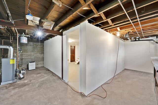 17 Lydall Rd, East Hartford, CT 06111 - unfinished below grade area with a heating unit