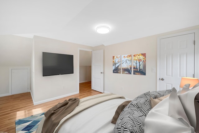 17 Lydall Rd, East Hartford, CT 06111 - bedroom featuring light wood-type flooring, baseboards, and lofted ceiling