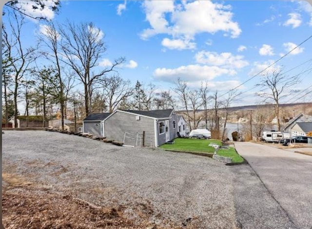 exterior space featuring driveway