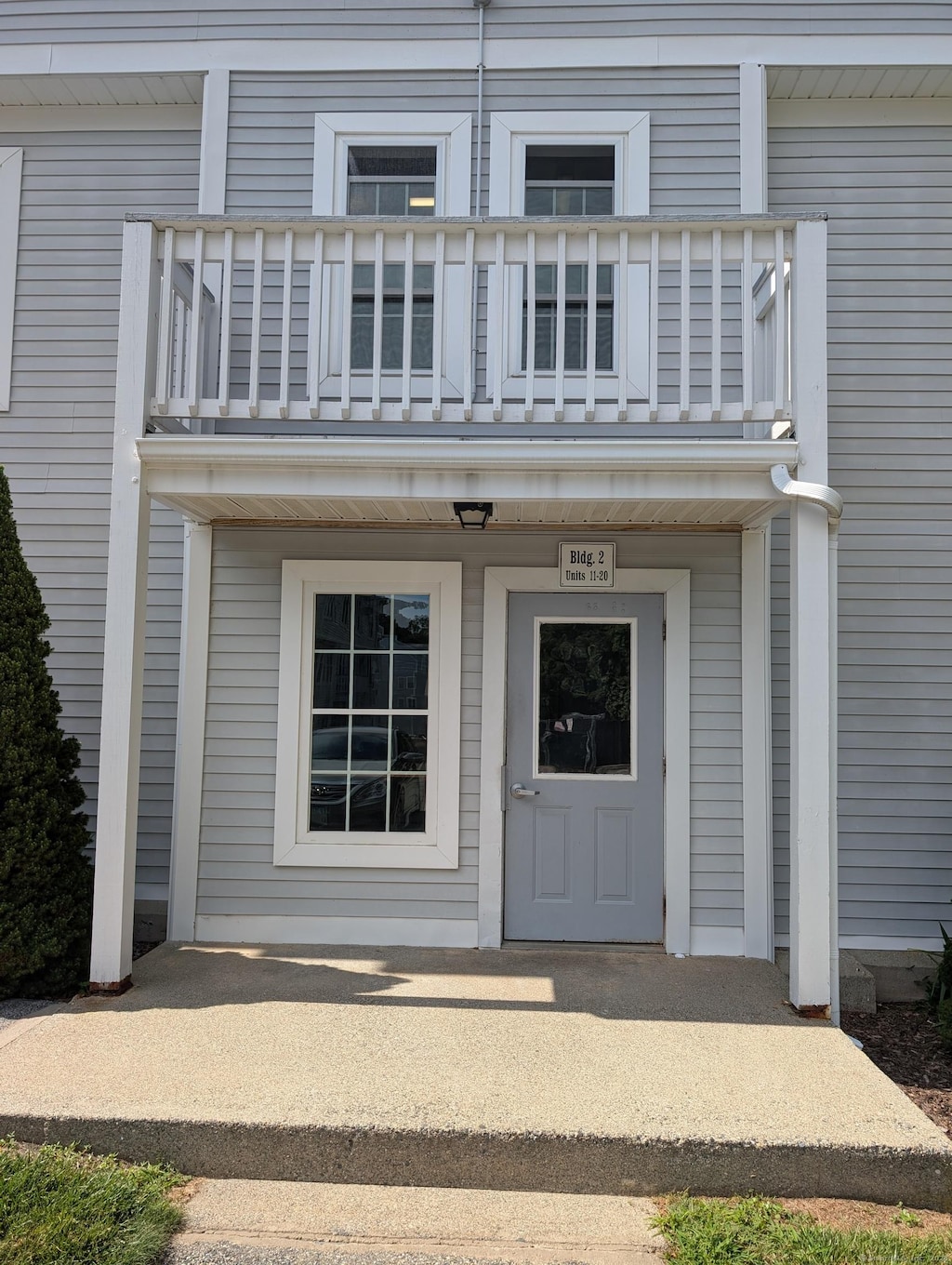82 Longview St Apt 15, Waterford, CT 06385 - photo 2