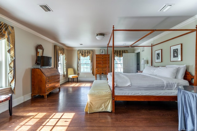 10 Sunny Ridge Rd, Washington, CT 06793 - bedroom featuring crown molding and wood finished floors