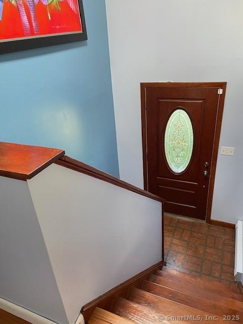 595 Bucks Hill Rd, Waterbury, CT 06704 - photo 7