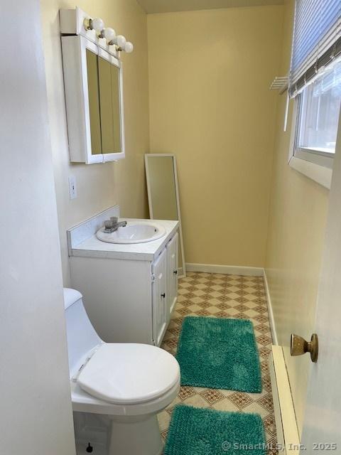 595 Bucks Hill Rd, Waterbury, CT 06704 - photo 12