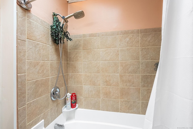 20 Sunrise Trl, East Lyme, CT 06333 - full bath with shower / tub combo