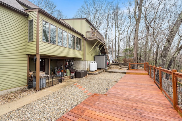 20 Sunrise Trl, East Lyme, CT 06333 - deck with a patio