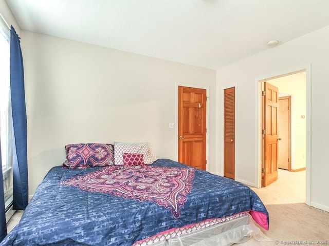 17-19 Fenwick St, Hartford, CT 06114 - carpeted bedroom featuring baseboards