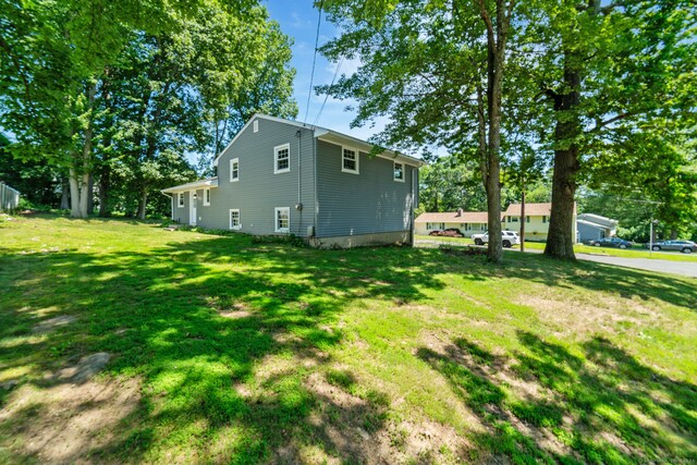 8 Linda Ct, Naugatuck, CT 06770 - photo 27