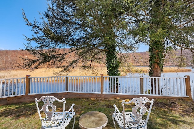 7 Ford Rd, Newtown, CT 06482 - view of yard featuring a water view