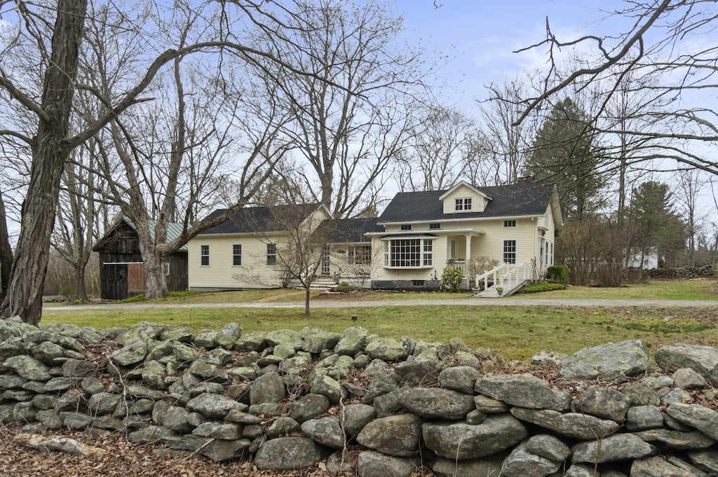 84 Roast Meat Hill Rd, Killingworth, CT 06419 - view of front of home with a front yard