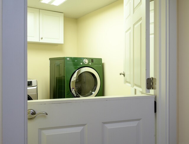 128 S Kent Rd, Kent, CT 06785 - laundry room featuring cabinet space