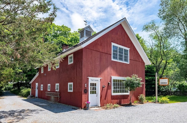 120 Boston Post Rd, Old Lyme, CT 06371 - view of front of house with a chimney
