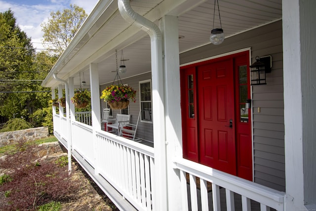 34 Kent Rd, Warren, CT 06754 - entrance to property with covered porch
