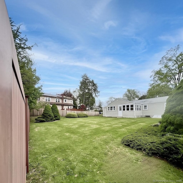 67 Stuart St, Newington, CT 06111 - view of yard