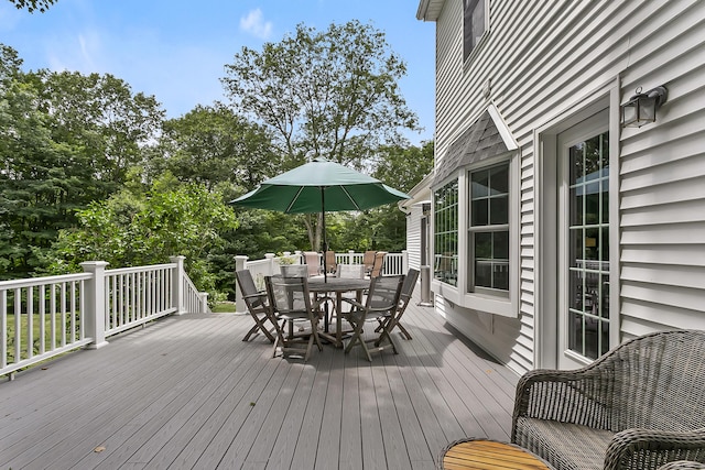10 Applegate Ln, Monroe, CT 06468 - wooden deck with outdoor dining space