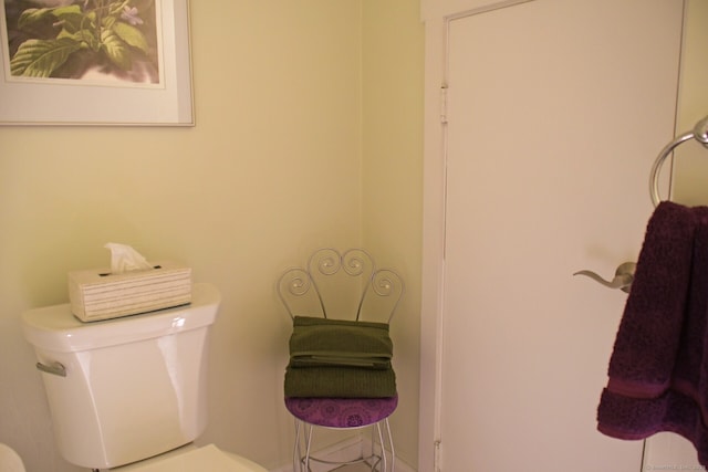 84 Shepards Knoll Dr Unit 84, Hamden, CT 06514 - half bath featuring toilet