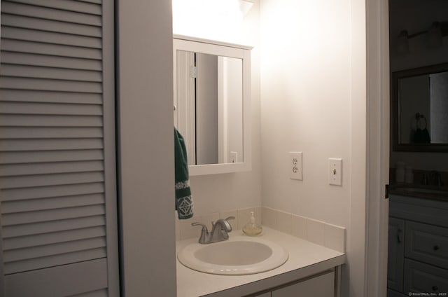 84 Shepards Knoll Dr Unit 84, Hamden, CT 06514 - bathroom with vanity