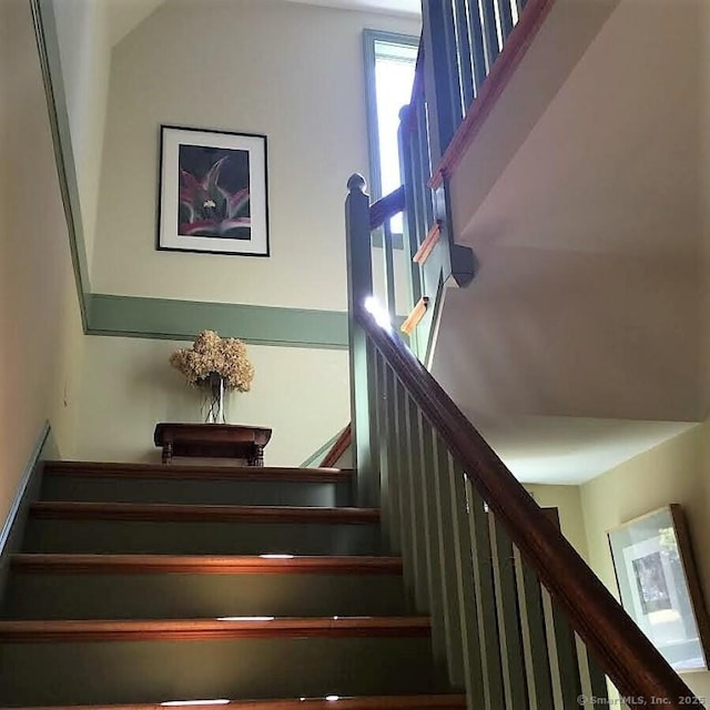 7 Beacon Ln, Norfolk, CT 06058 - view of stairs