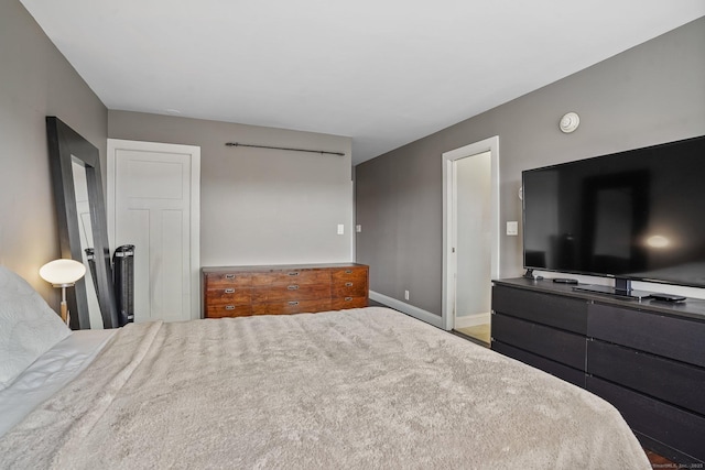 2625 Park Ave Phj, Phj, Bridgeport, CT 06604 - bedroom with baseboards