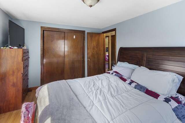 87 Summit St, Newington, CT 06111 - bedroom with a closet and wood finished floors