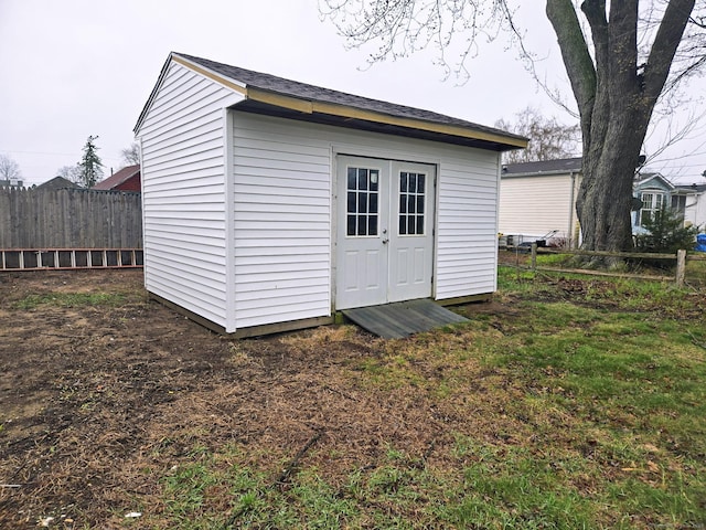 257 Main St, East Windsor, CT 06088 - view of outdoor structure featuring an outdoor structure and fence