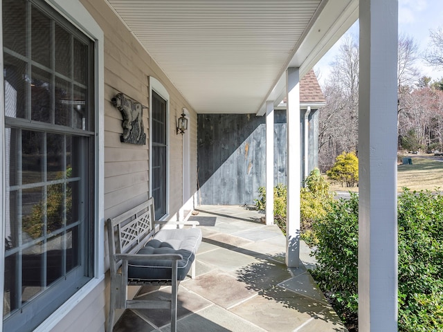 view of patio / terrace with covered porch