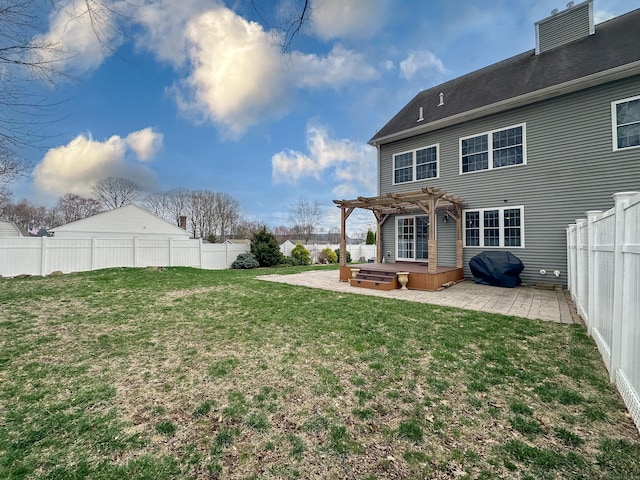 view of yard with a pergola, a fenced backyard, a patio, and a jacuzzi