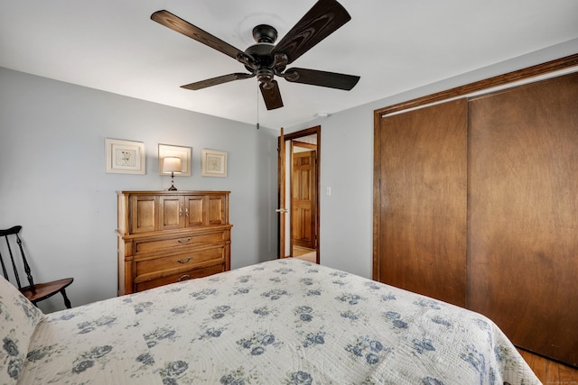 bedroom featuring a closet and ceiling fan