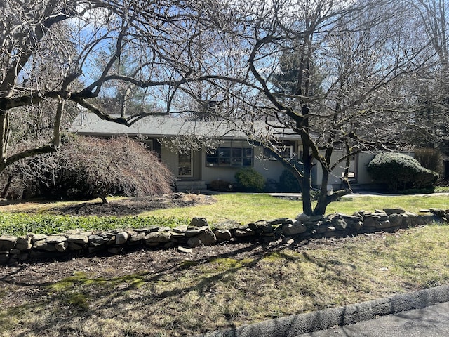 12 Fox Rd, Trumbull, CT 06611 - view of front of house featuring a front yard
